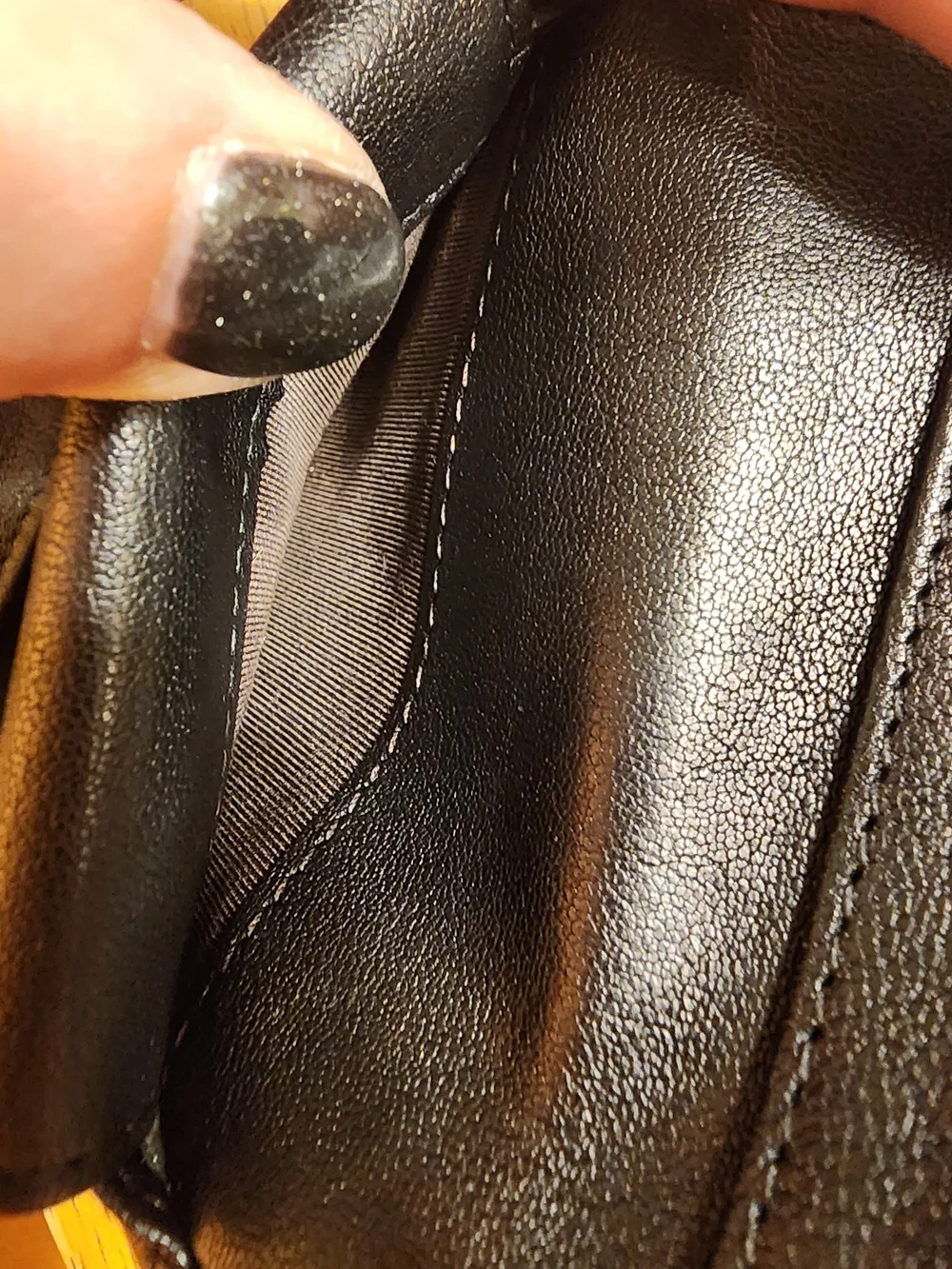 black quilted leather Chanel 2.55 Reissue compact wallet